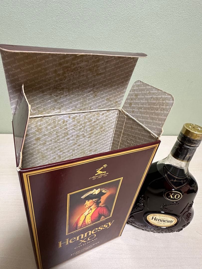 Hennessy XO コニャック 金キャップ 700ml 40%