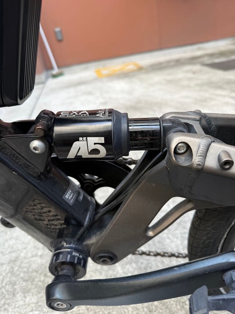 BESV PSA-1 ブラック