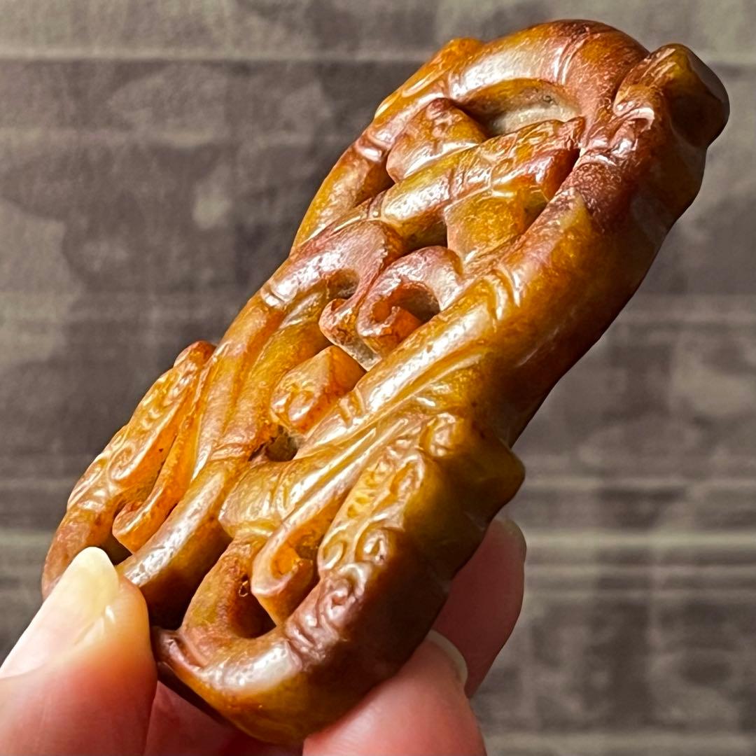 アンティーク ジェイド 彫刻 和田玉 ネフライト 中国王朝 古玉 龍 帯留め