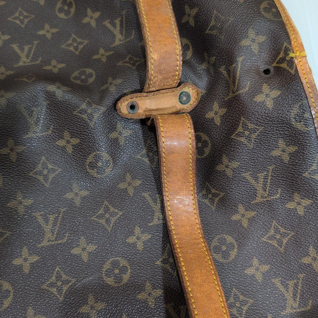 ルイ・ヴィトン モノグラム　ソミュール43 ショルダーバッグ