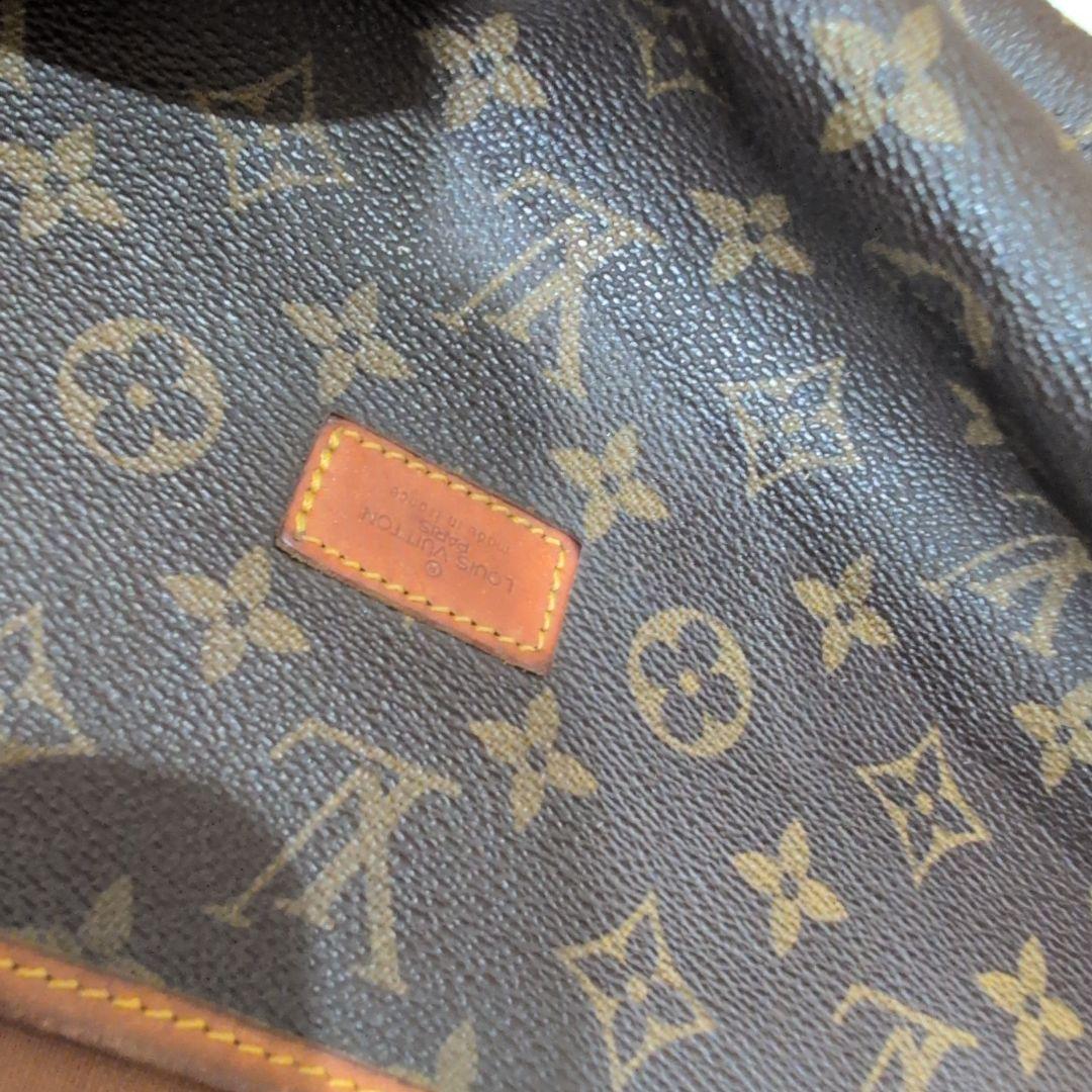 ルイ・ヴィトン モノグラム　ソミュール43 ショルダーバッグ