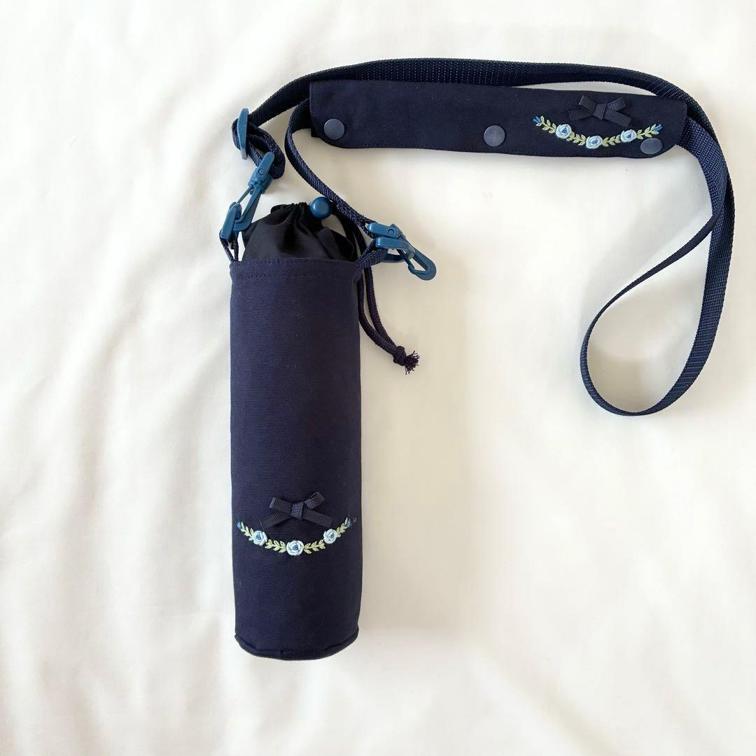 n＊　手刺繍　水筒入れ　肩紐カバー　ランチマット　携帯ケース　【1/2】