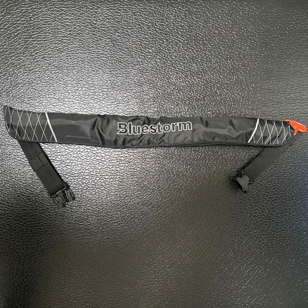 【新古品】Blue Storm ライフジャケット　BSJ-5920RS2
