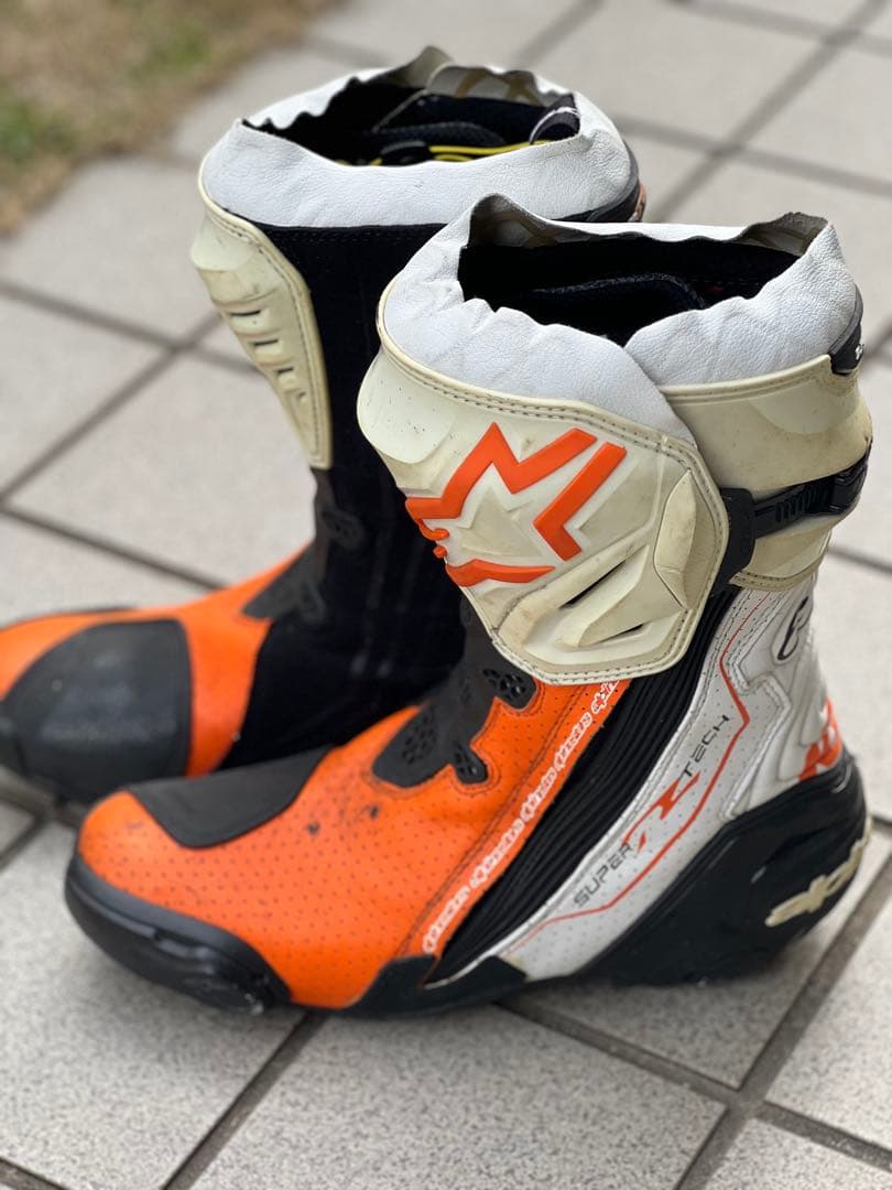 Alpinestars Supertech R KTM限定仕様