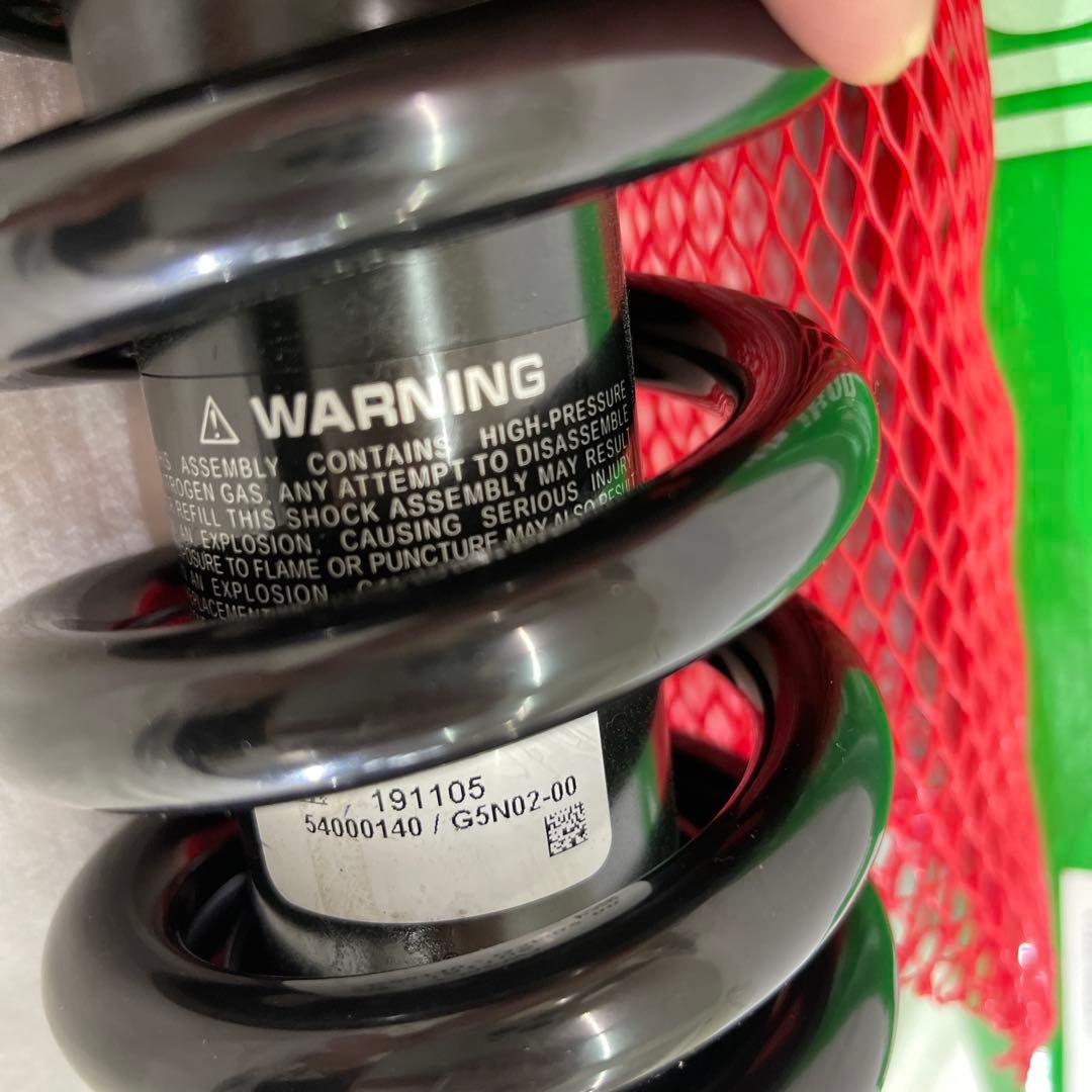 新品　IKON サスペンション バイク　bike