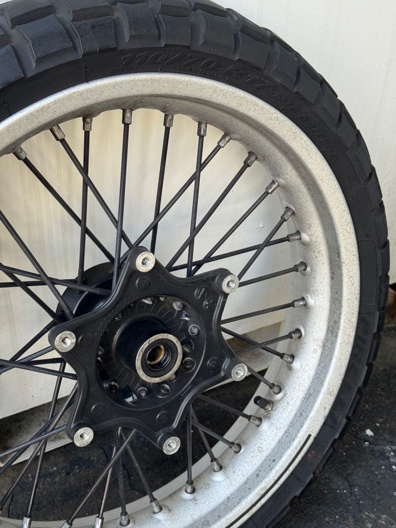 Svartpilen401 スヴァルトピレン　前後ホイールセット 引き取り限定