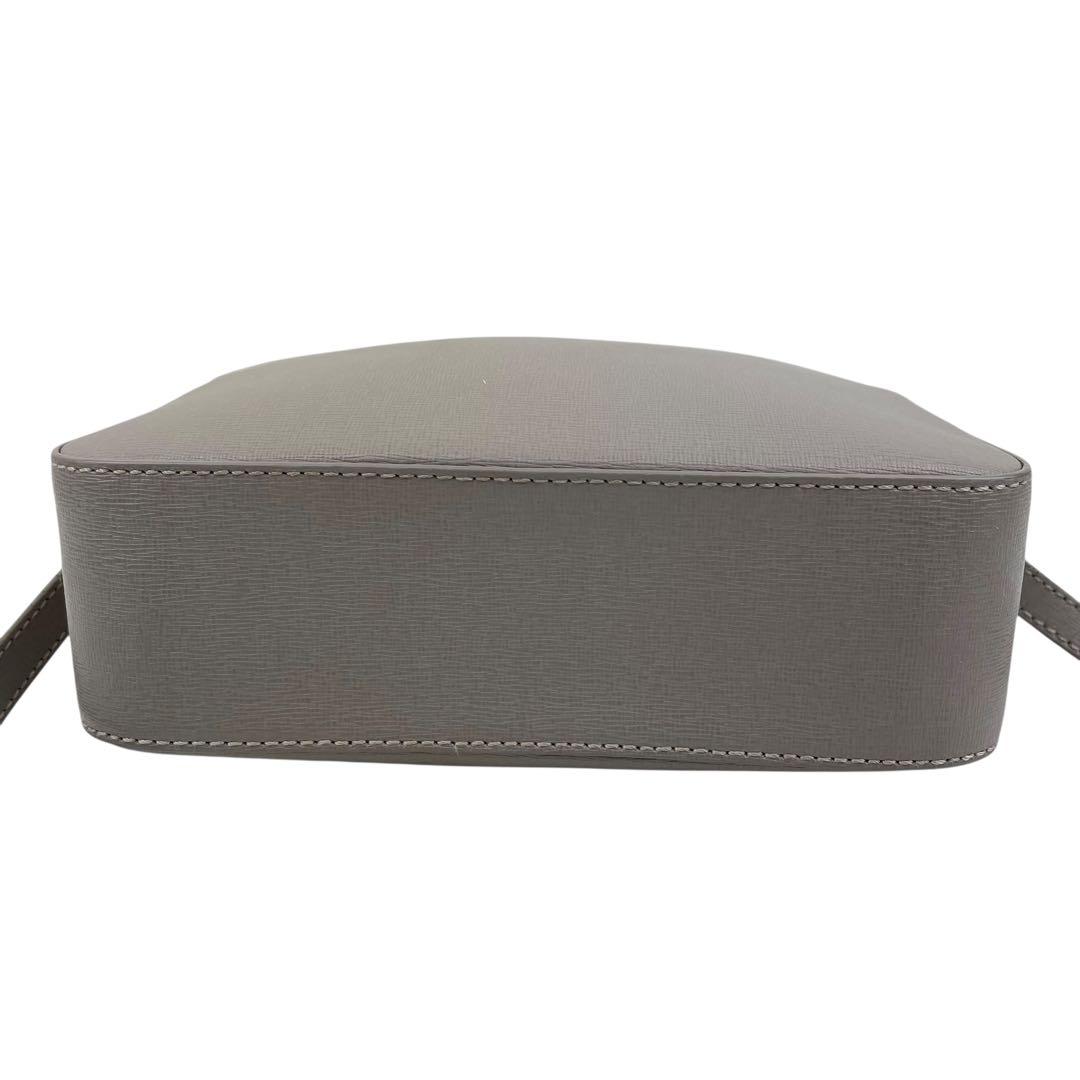 ✨美品 フルラ FURLA ショルダーバッグ　グレー　斜め掛け　クロスボディ