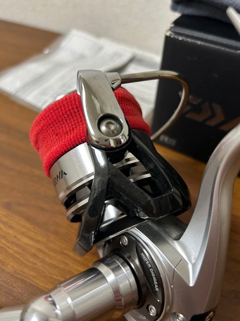 【程度良好】ダイワ 12キャタリナ 4500（ゴメクサスノブ・回転良好）