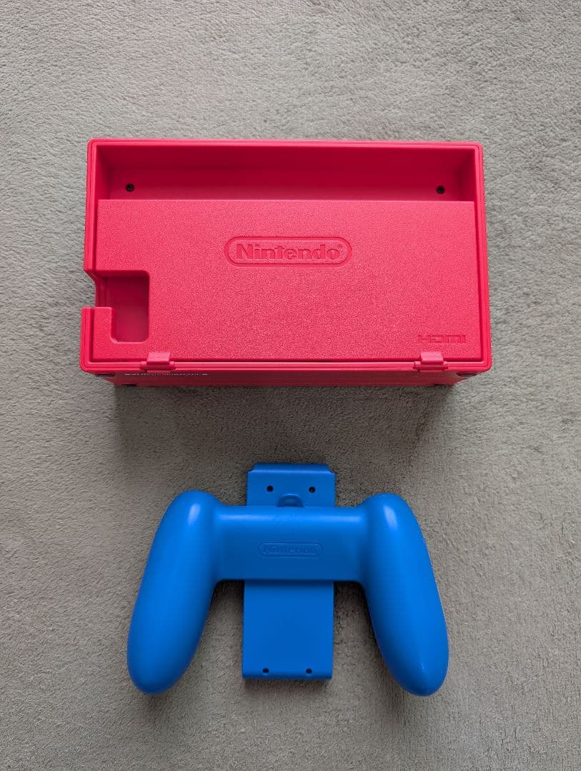 中古　Nintendo Switch 本体 マリオレッド✕ブルー