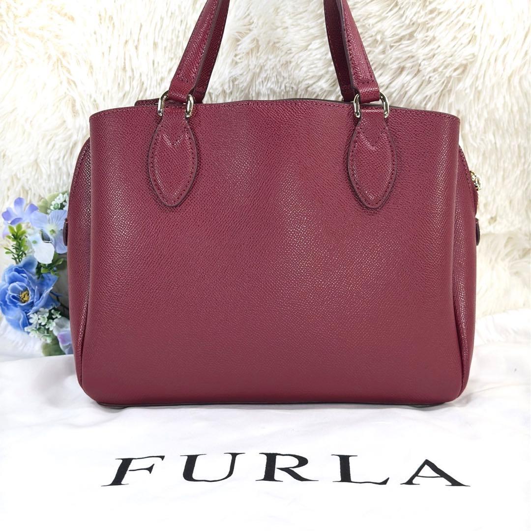 【未使用級】フルラ ミネルヴァ エス 2way ショルダーバッグ レザー 肩掛け