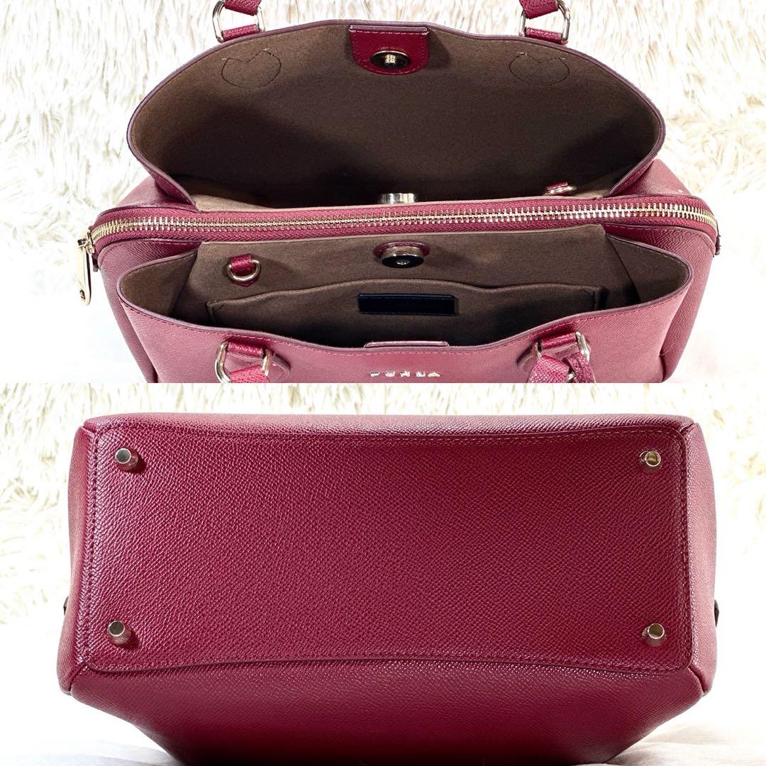 【未使用級】フルラ ミネルヴァ エス 2way ショルダーバッグ レザー 肩掛け