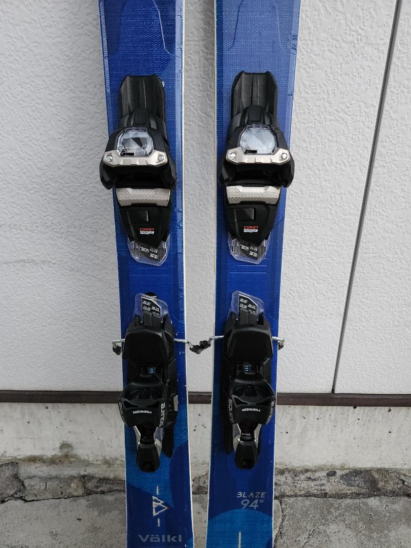 Völkl Blaze 94 スキー板