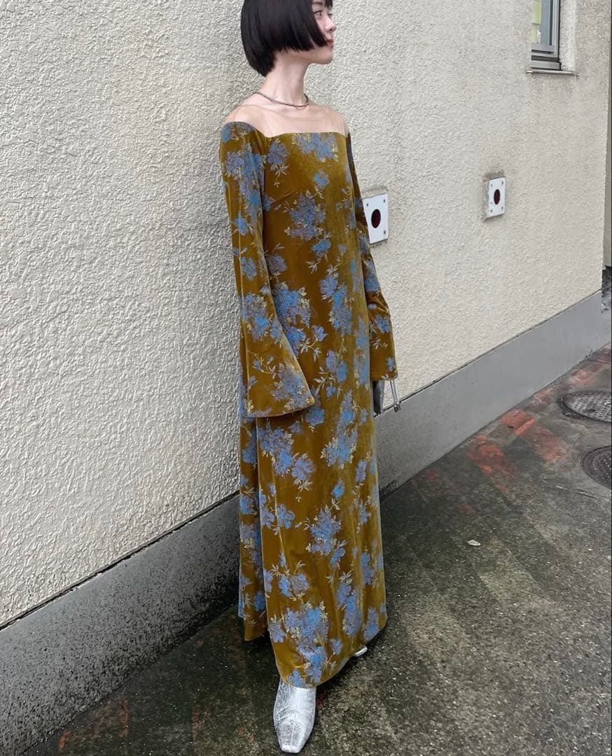 FLOWER PRINT VELOUR DRESS Mカーキ