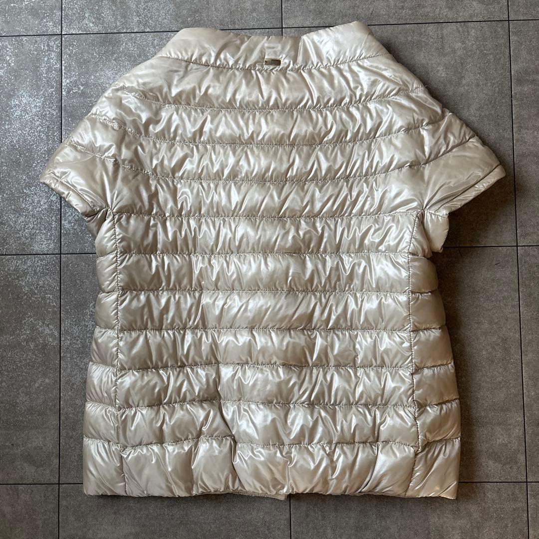 HERNO アイボリー ダウンベスト
