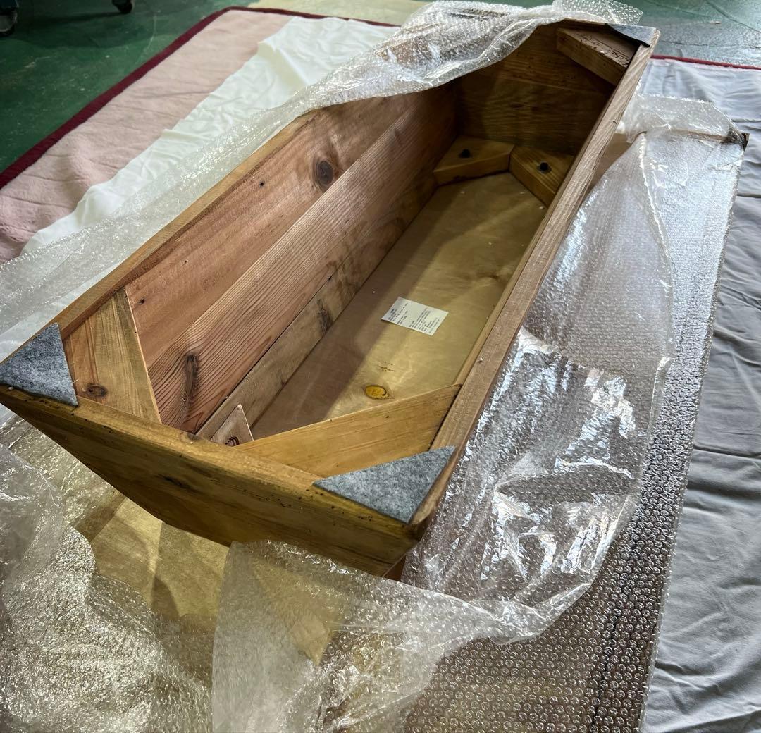 【最終値下げ】【未使用】幅125㎝　天然木　ヘリンボーン　リビングテーブル