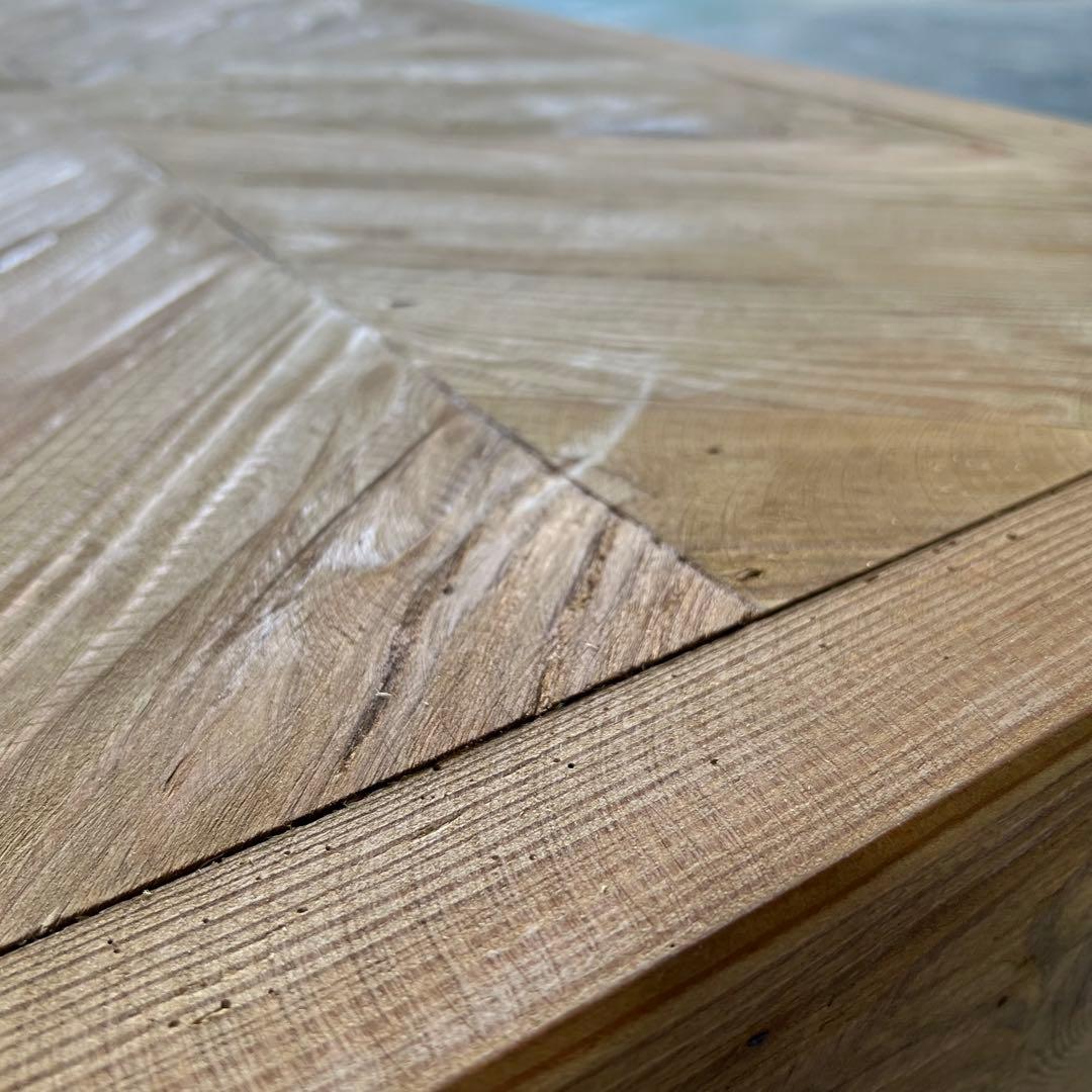 【最終値下げ】【未使用】幅125㎝　天然木　ヘリンボーン　リビングテーブル