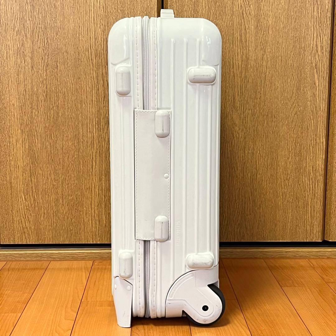 りんごちゃんです、！リモワ ユナイテッドアローズ　別注　キャリーカート