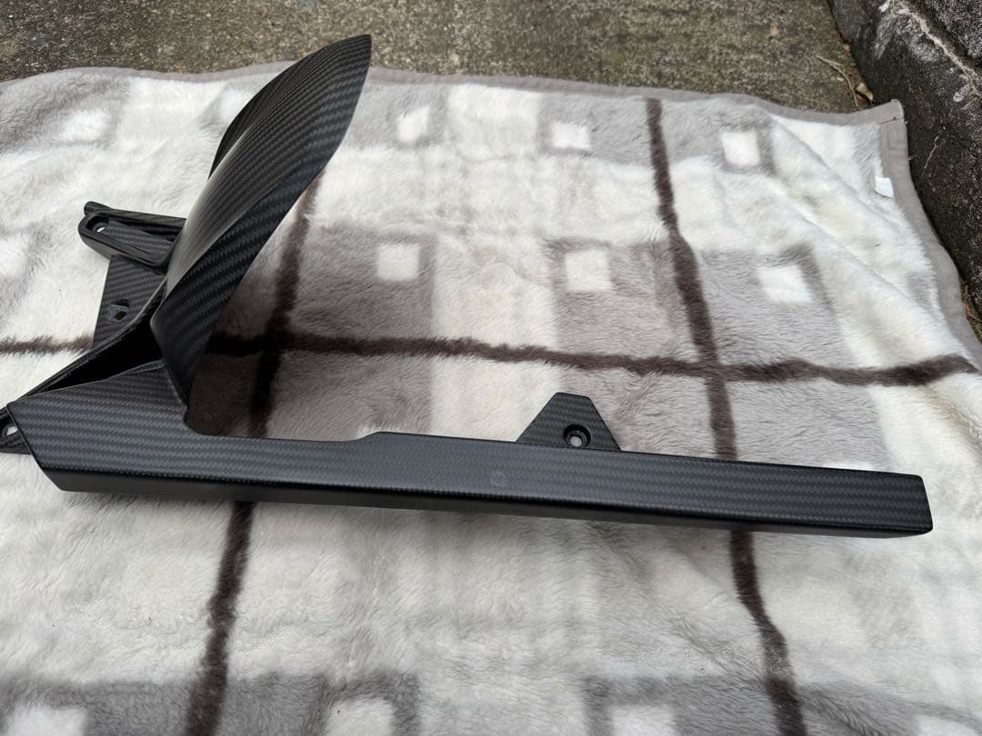 【美品】KTM 1290 super Duke R マッドガードリアフェンダー