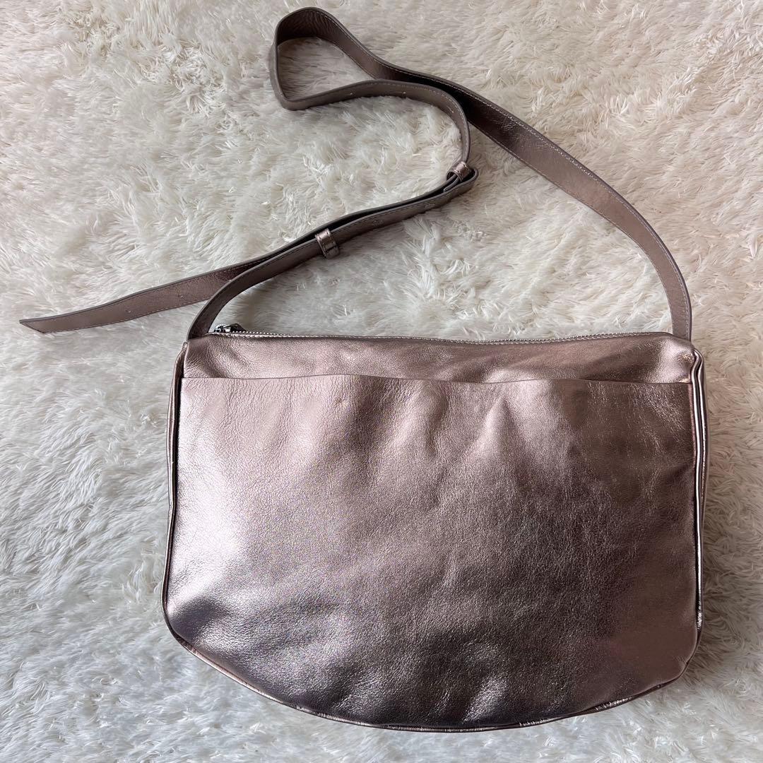 イアパピヨネ スワローマチショルダー アンティークゴールド