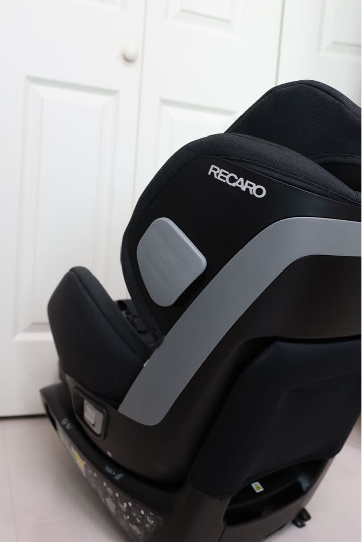 レカロ　サリア エリート Salia Elite ブラック　チャイルドシート