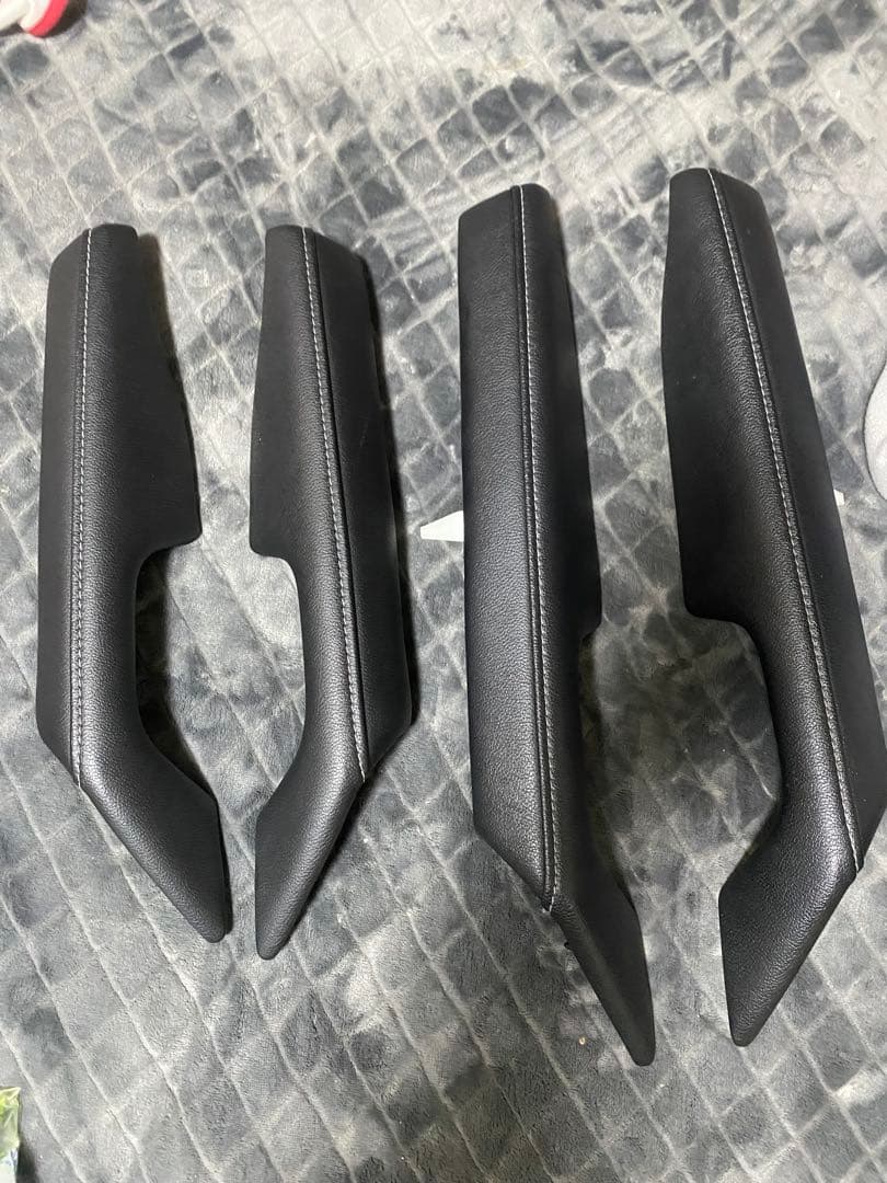 ハイラックス　アームレスト　黒 合成皮革 内装トリムパーツセット