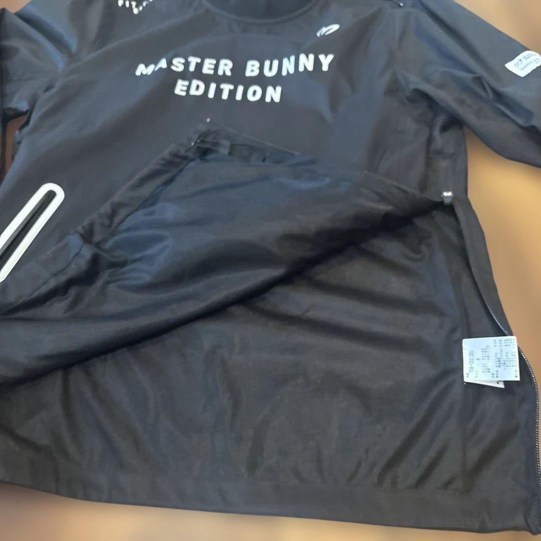 MASTER BUNNY EDITION ブラック スニードサイズ4