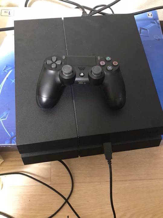 ps4  本体 codBO4 fortnite 等  ソフトセット