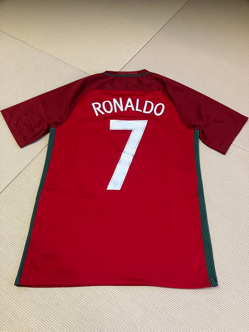 超美品　ポルトガル代表ユニフォーム　ロナウド　ユーロ優勝モデル