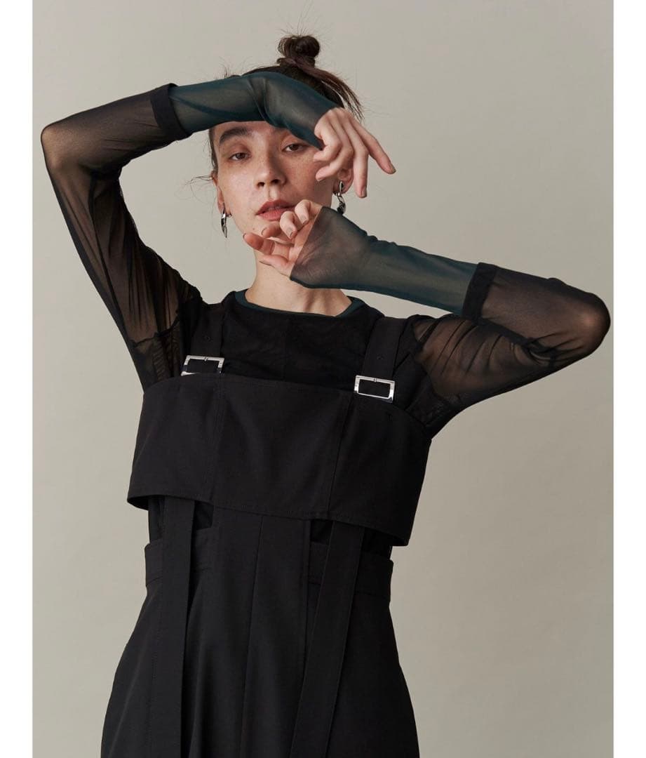 UN3D. 新品未使用　ドループショルダーオールインワン