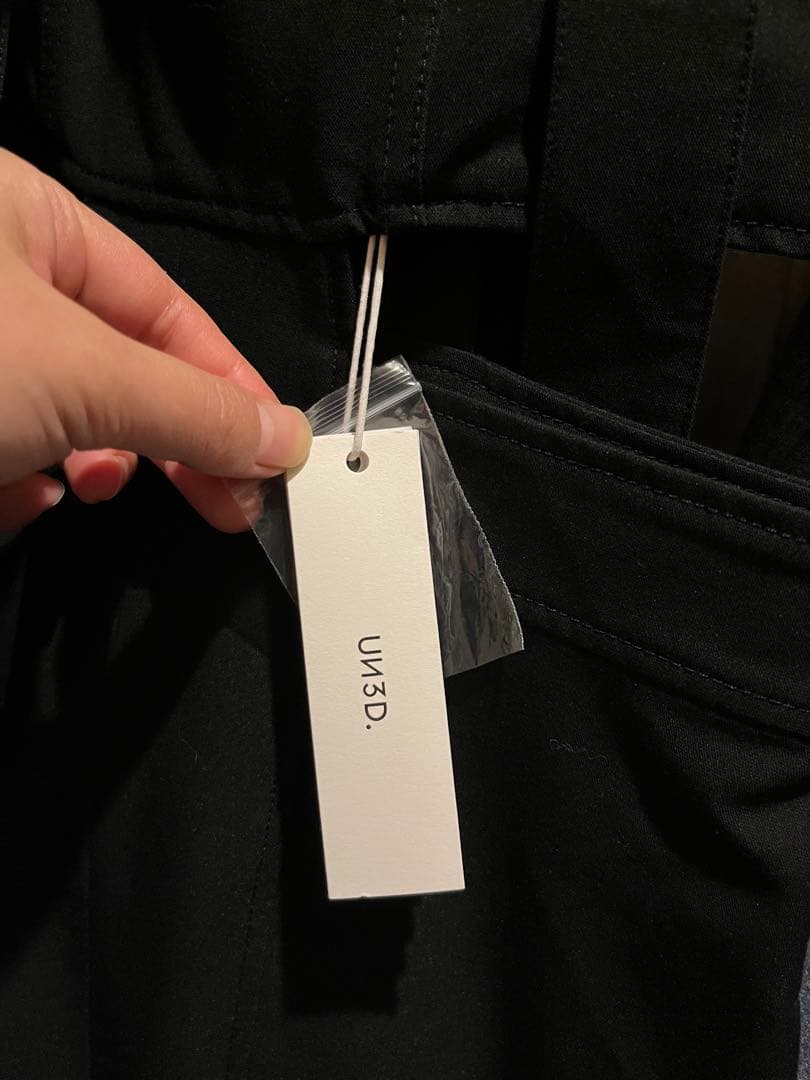 UN3D. 新品未使用　ドループショルダーオールインワン