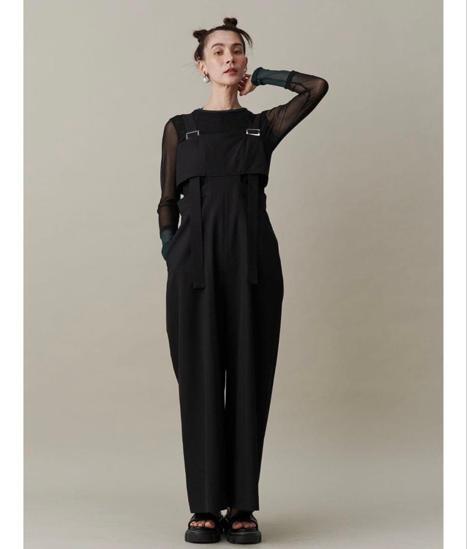 UN3D. 新品未使用　ドループショルダーオールインワン