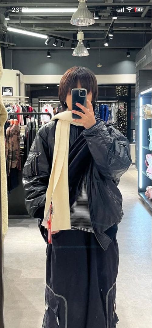 あおば着用CONVERSE MA-1 フライトジャケット ブラックシルバーy2k