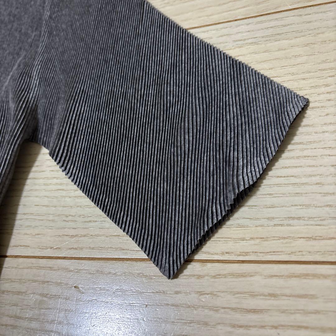 PLAIS グレー Vネック 半袖 Tシャツ サイズ03