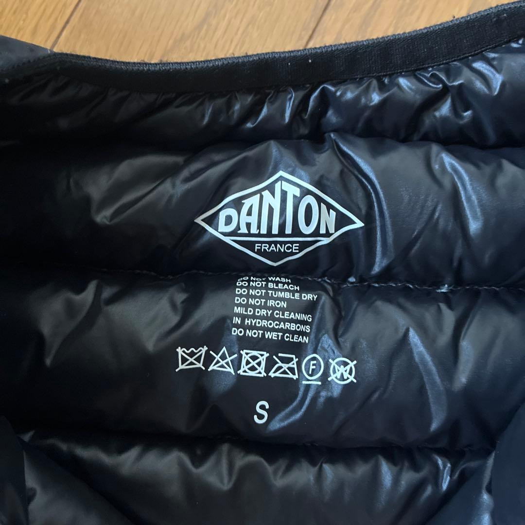 試着のみ 定価18,700円 ダントン インナーダウン ベスト レディースS