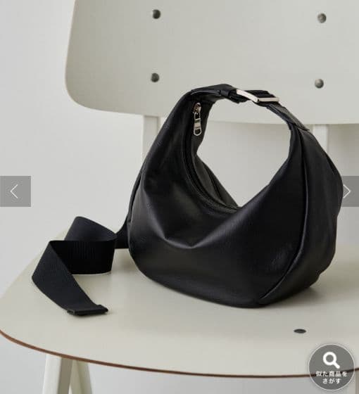 【新品未使用】russet ソフトレザーラウンドショルダーバッグ ラシット