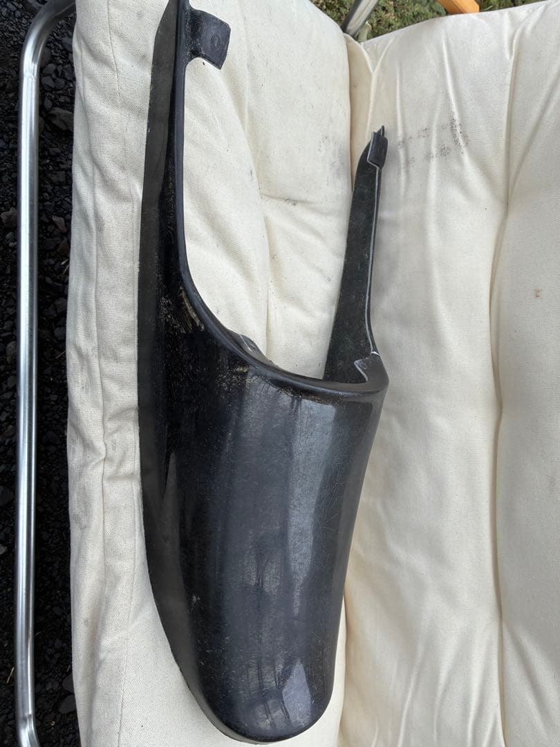 ゼファー750 FRP 未塗装　ベース