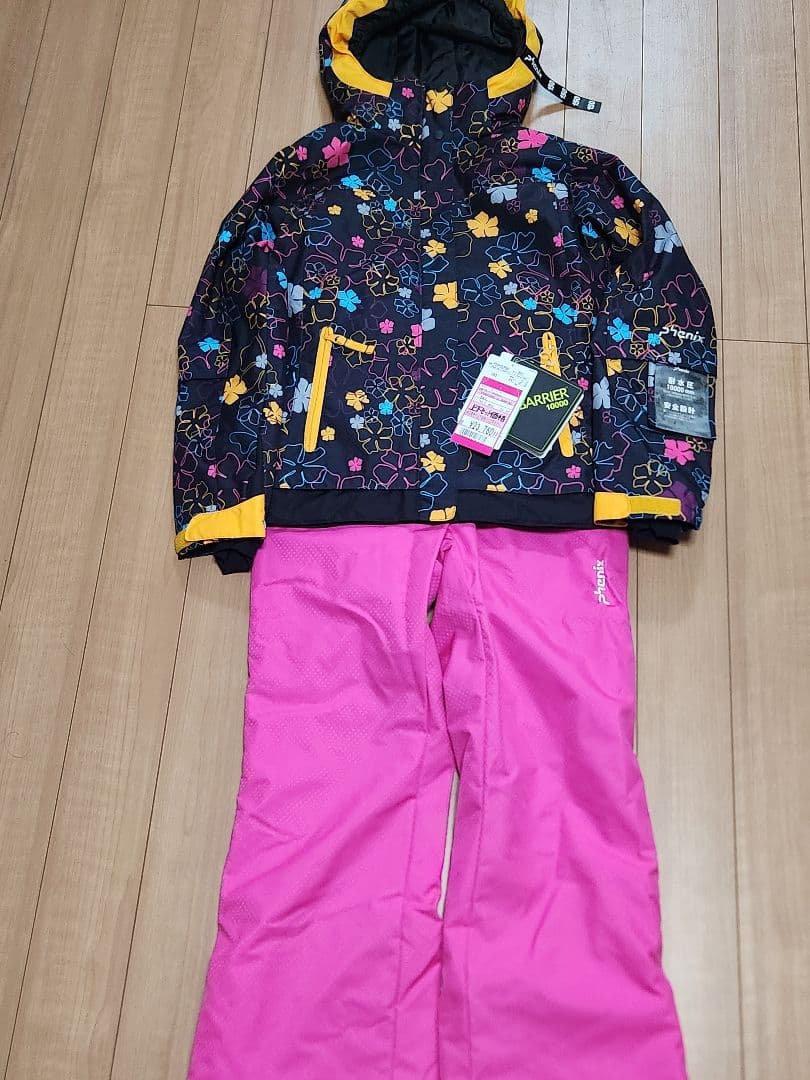 新品タグ付き　フェニックス　スキーウェア　150cm