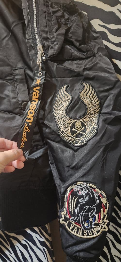 vanson ブラック MA-1ジャケット