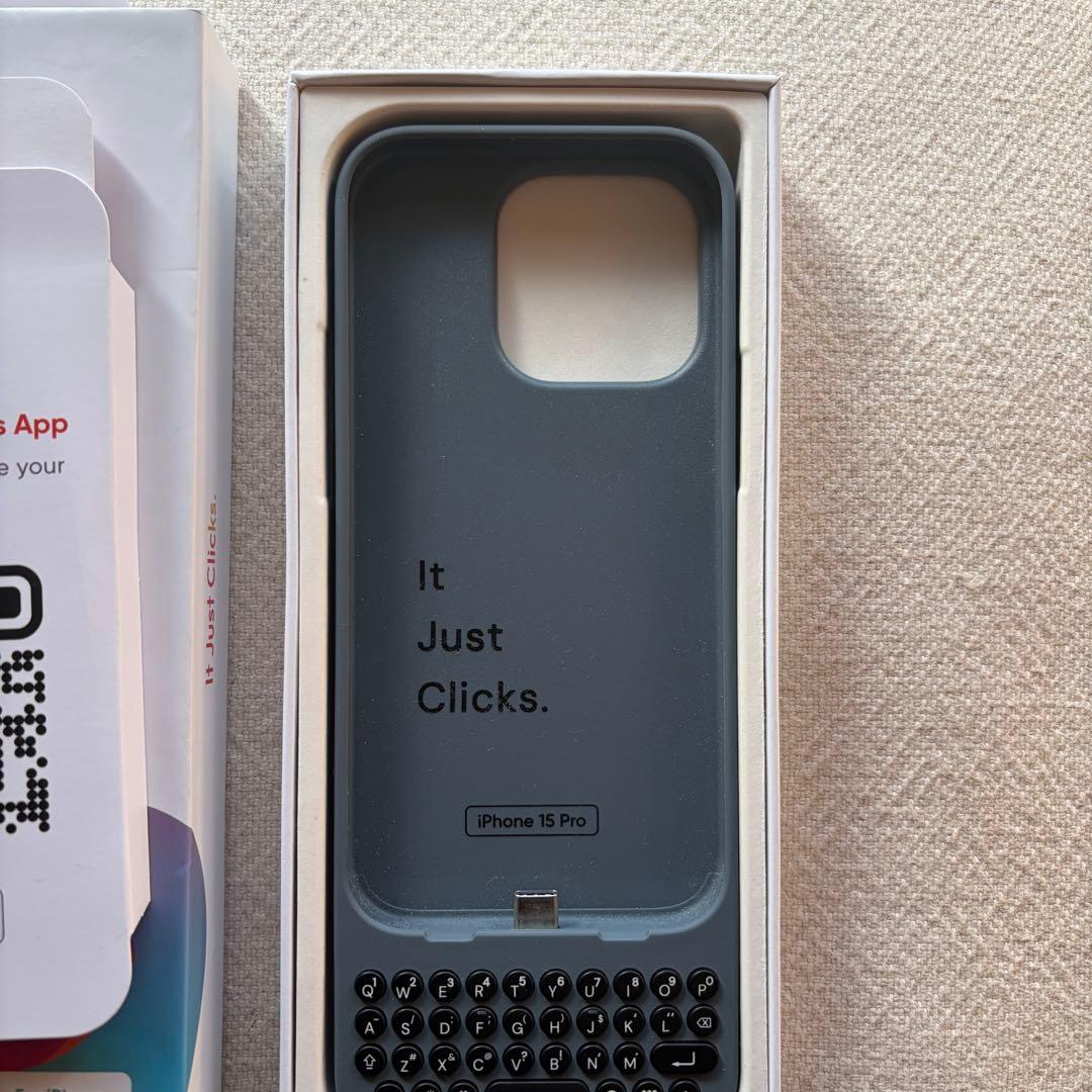 iPhoneアクセサリー Clicks Keyboard for iPhone 15 Pro