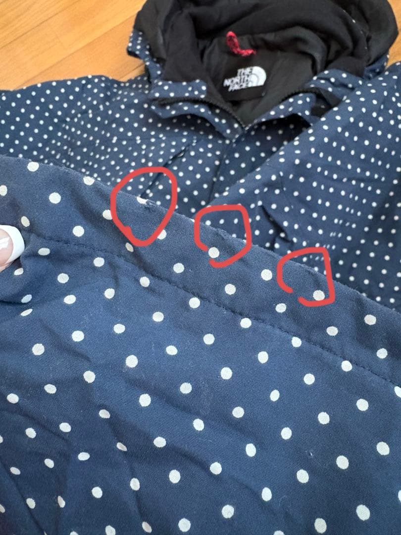 長さ調整ひも付き　ノースフェイス　スキーウェア　100サイズ