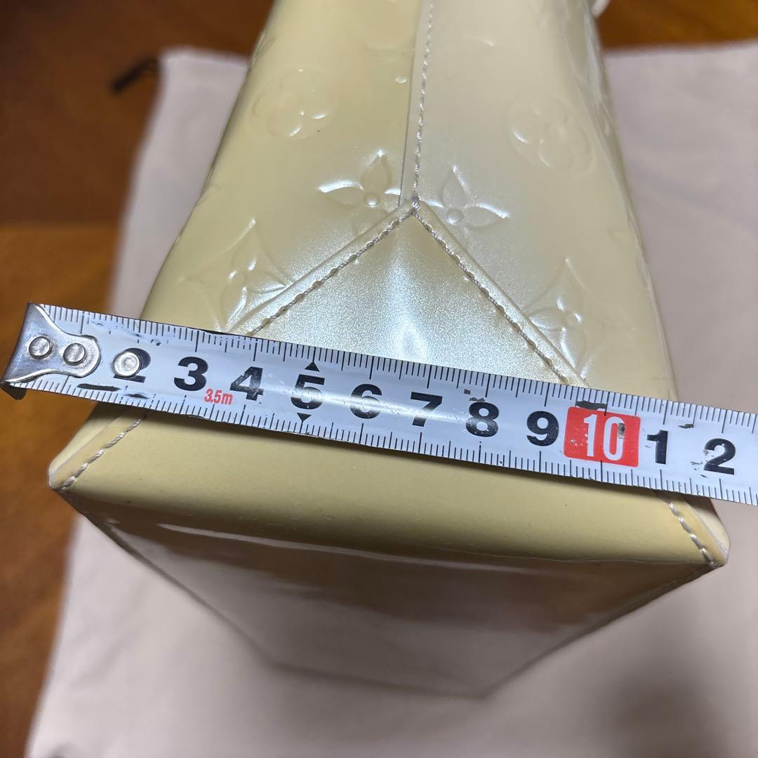 アイボリー ルイヴィトン　ヴェルニ ウィルシャーMM トートバッグ　ブロン　白