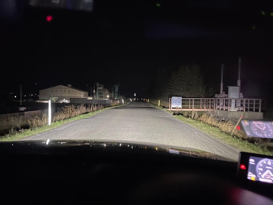 訳有 D4S GPNE ヘッドライト ポン付け交換LED D4R HID用BZ1