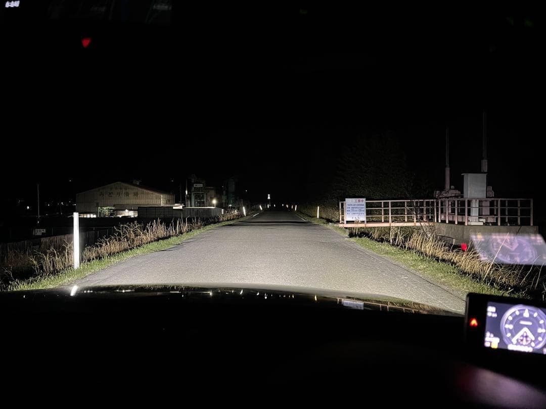 訳有 D4S GPNE ヘッドライト ポン付け交換LED D4R HID用BZ1