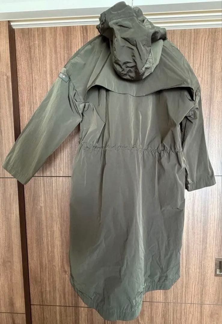 大人気！TATRAS フード付きオリーブロングコート