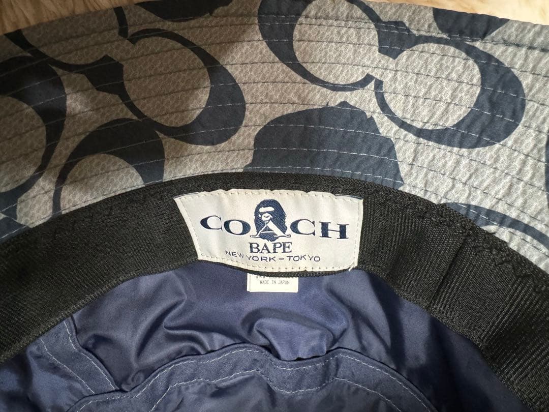 超美品　コーチとBAPEコラボバケットハット　M
