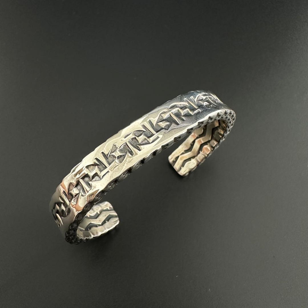 美品 NAVAJO Sunshine Reeves 4面スタンプワーク バングル