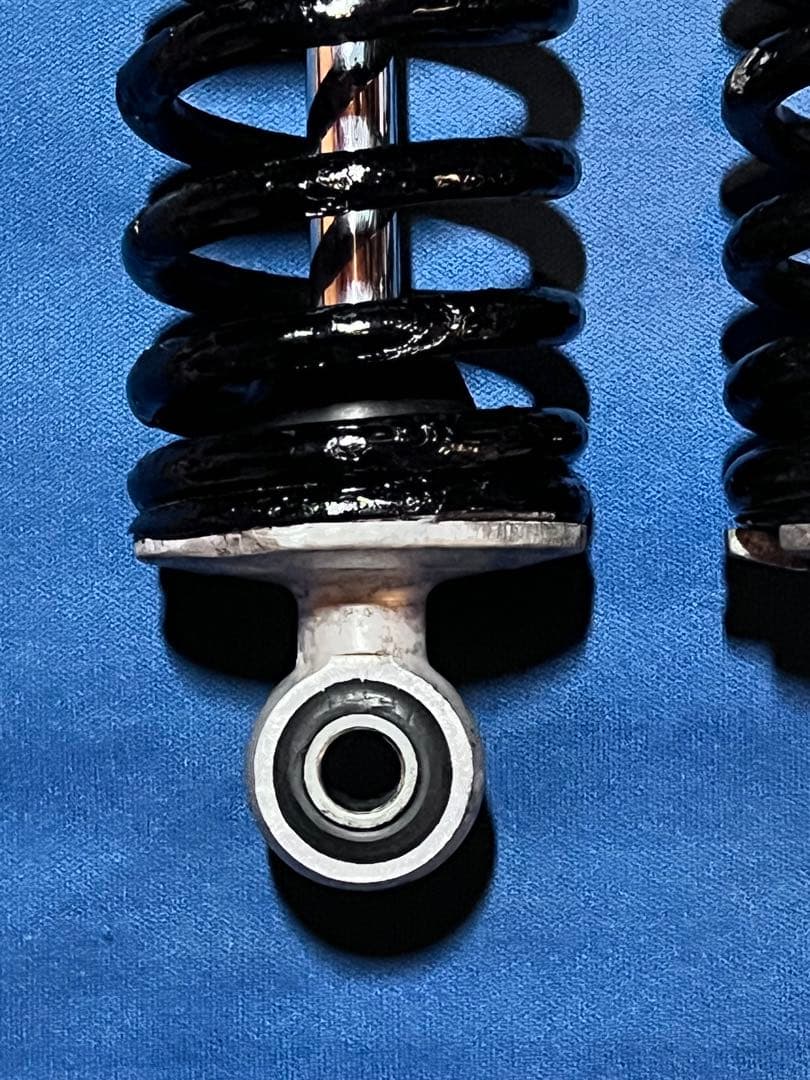 日曜限定価格　オーリンズ リヤ H01533 V-610 330mm GSX