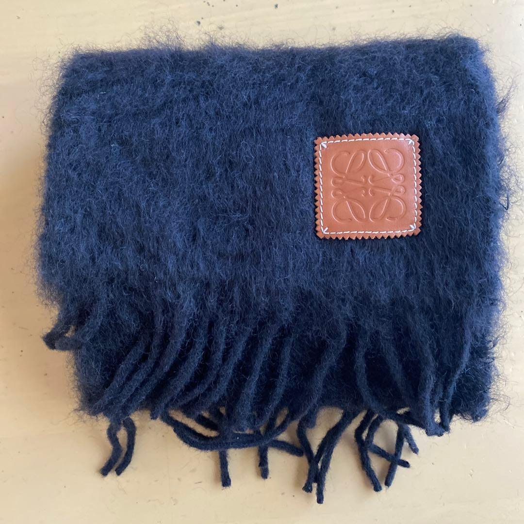 最終値下げ！LOEWE ブラック マフラー