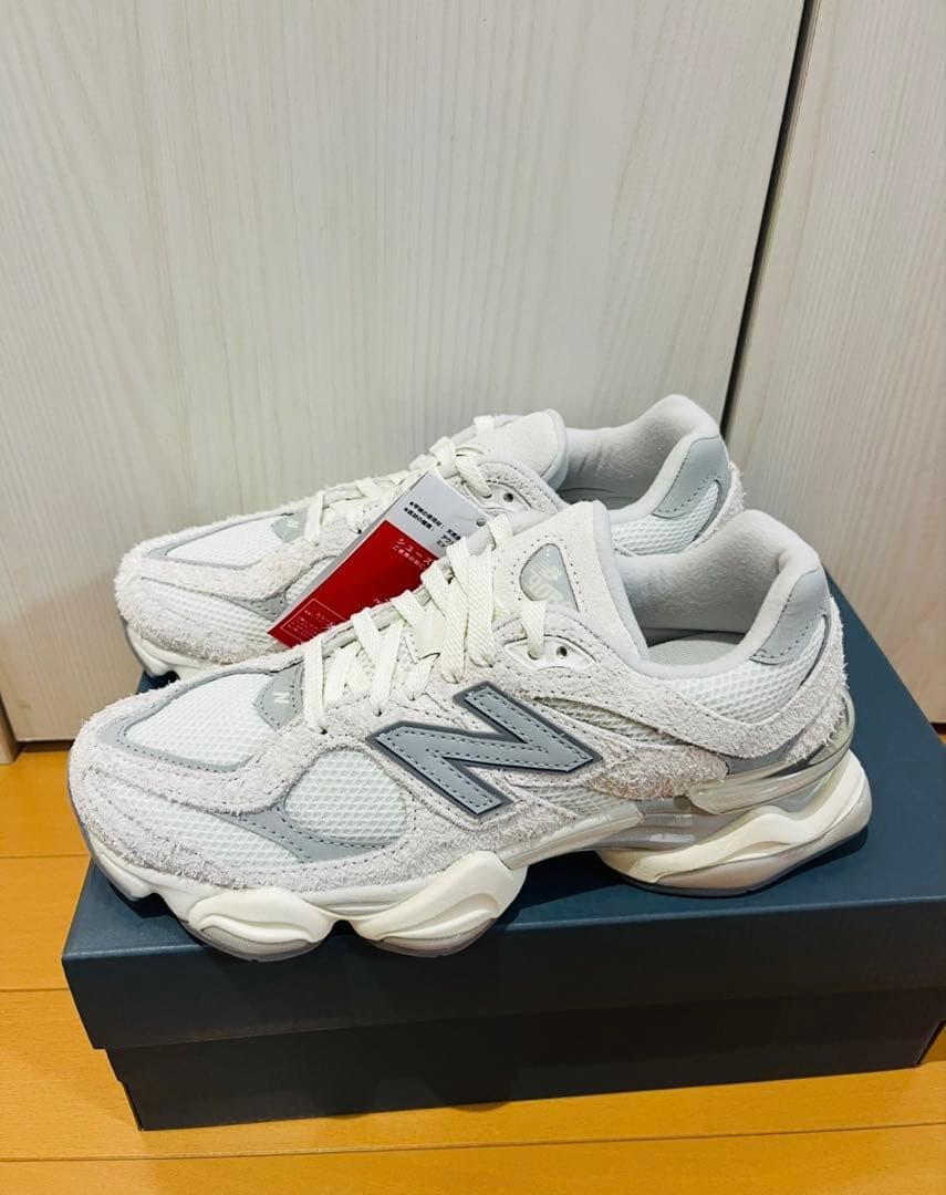 新品　New Balance U9060HSC WHITE 24cm