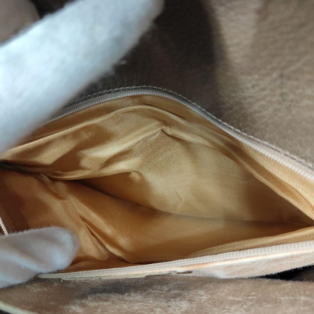 本日限定価格　グッチ　ショルダーバッグ　GG スプリーム　インターロッキング